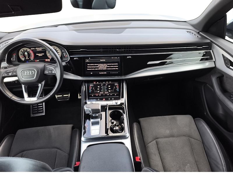 Audi Q8 3.0 TFSi S-Line - fotka 5 z 25