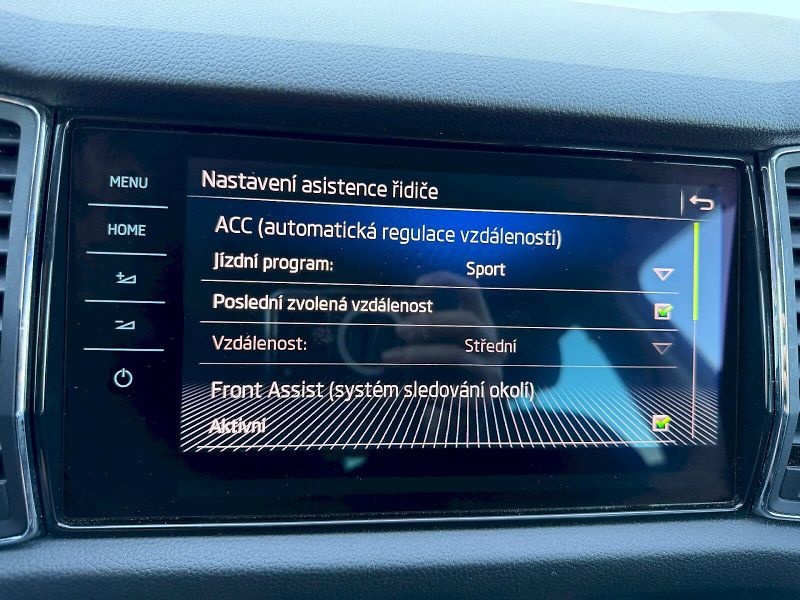 Škoda Kodiaq (2019) 2.0 TSI 140kW 4x4 DSG Soleil - fotka 15 z 35