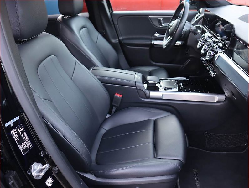 Mercedes-Benz GLB (2021) 200 d - fotka 9 z 28