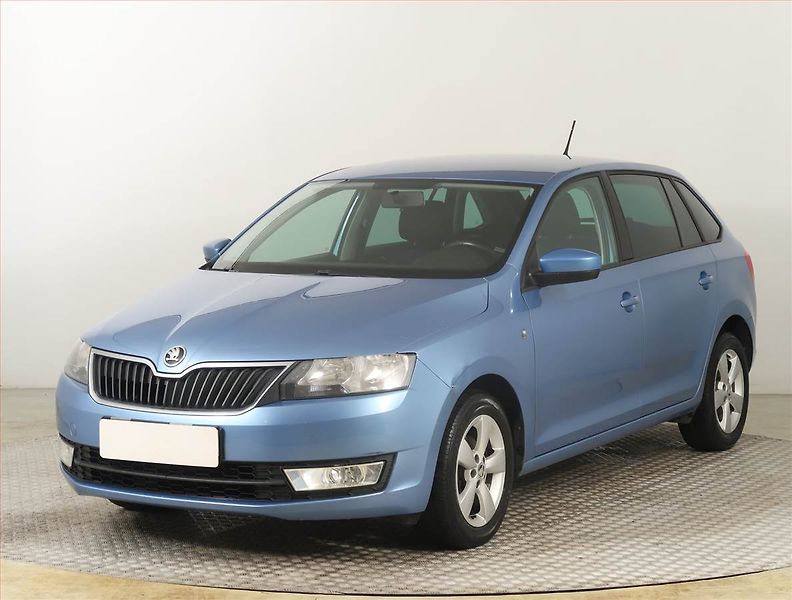 Škoda Rapid (2014) Spaceback 1.2 TSI, Navi - fotka 2 z 18