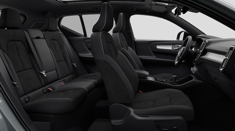 Volvo XC40 (2026) B4 ULTRA DARK AUT - fotka 12 z 12