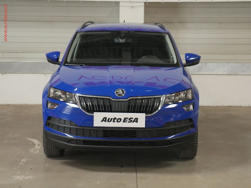 Škoda Karoq (2019) 1.6TDI, Ambition, DSG, +kola - fotka 2 z 21
