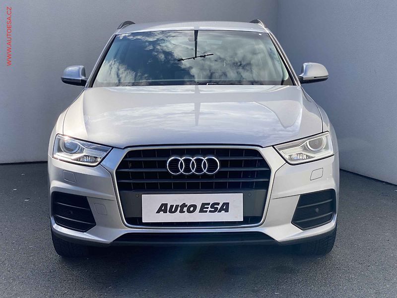Audi Q3 (2017) 1.4 TFSi, Bixen, kůže, navi - fotka 2 z 20