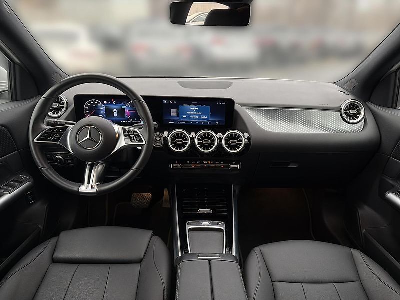 Mercedes-Benz GLA 180d, 1. majitel, CZ - fotka 11 z 16