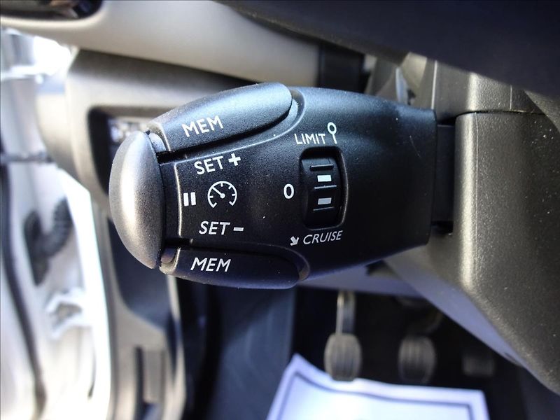 Citroën C5 Aircross 1,2 Pure Tech 96kW - fotka 39 z 50