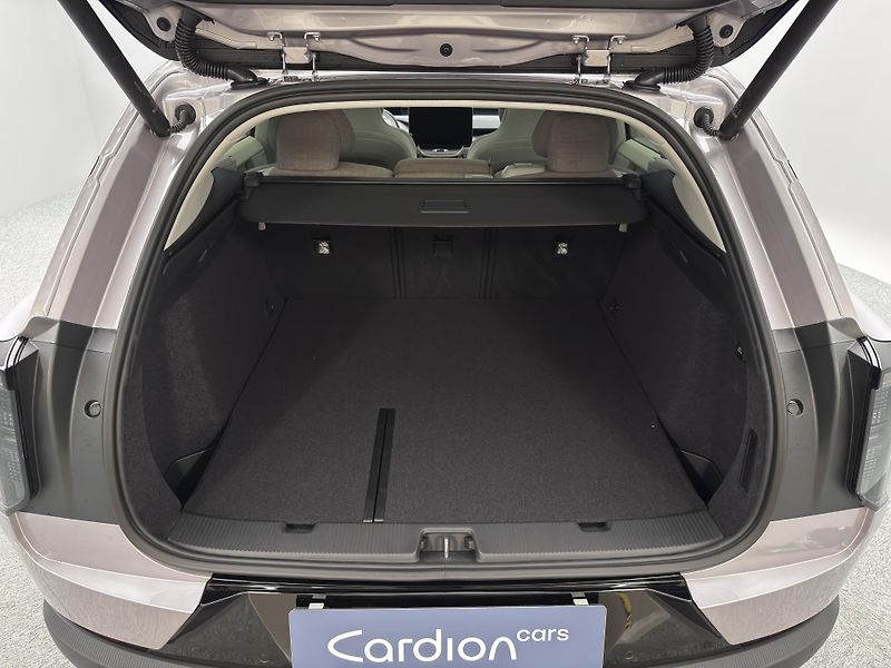 Volvo EX60 (2026) P10 AWD ELECTRIC ULTRA TWIN - fotka 5 z 25
