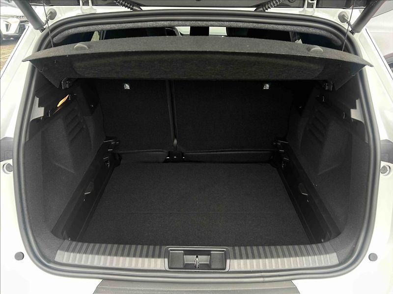 Mitsubishi Grandis (2025) 1.3 7DCT M-HYBRID  INTENSE+ - fotka 10 z 10
