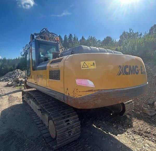 Ostatní (2022) 25t bagr XCMG(EUrope!) XE250  - fotka 5 z 6