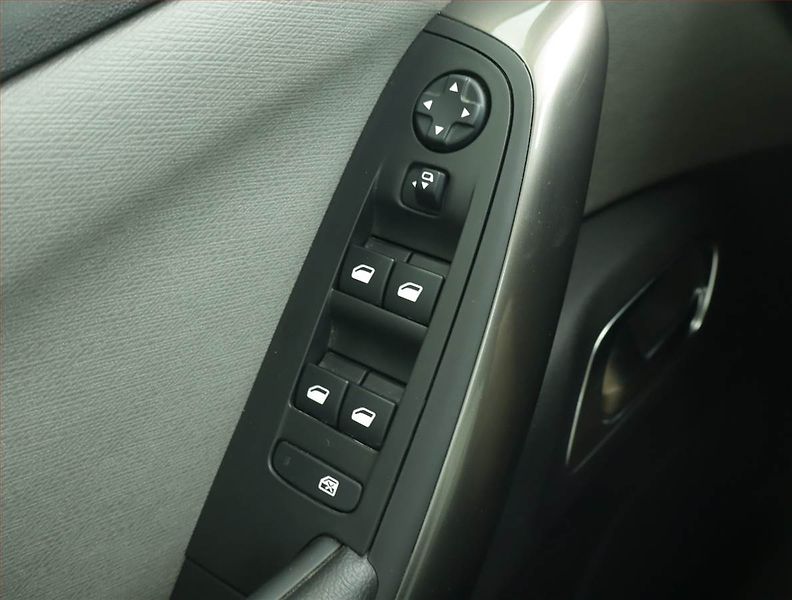 Citroën Grand C4 SpaceTourer (2021) 1.5 HDi, Automat, 7 míst, ČR - fotka 16 z 21