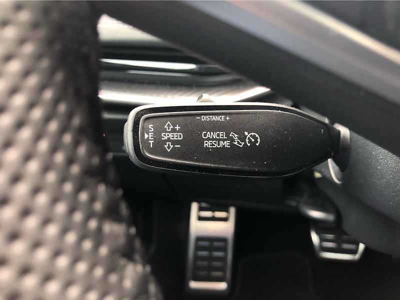Škoda Superb 2.0 TSI  DSG 7° - fotka 17 z 30