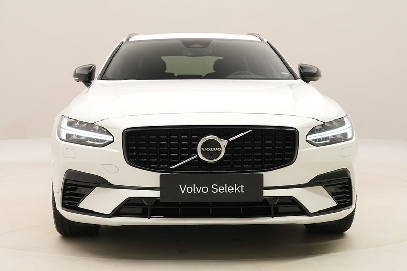 Volvo V90 T8 AWD RECHARGE DARK ULTRA - fotka 16 z 65