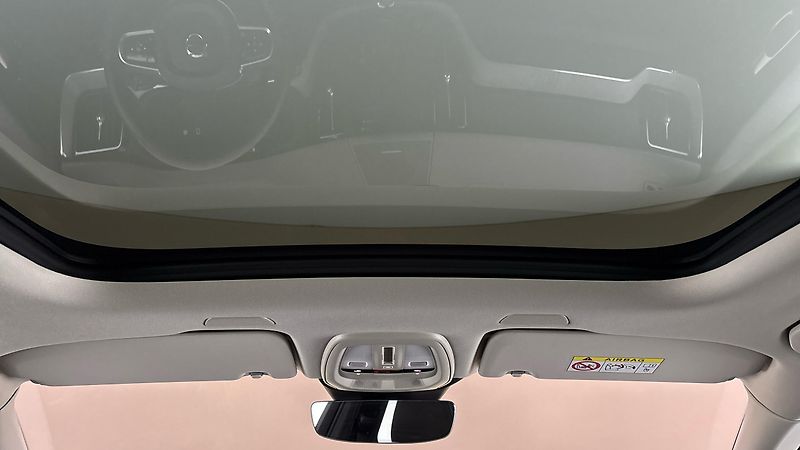 Volvo XC60 2.0 T8 AUT AWD Ultra Dark - fotka 33 z 36