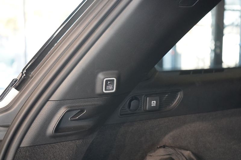 Jeep Grand Cherokee - fotka 25 z 55