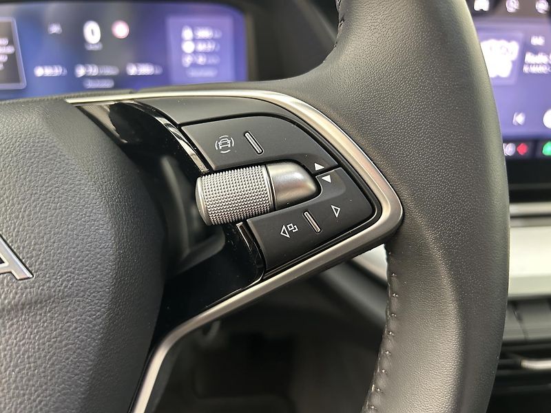 Škoda Octavia 1.5 TSI Selection - fotka 12 z 25