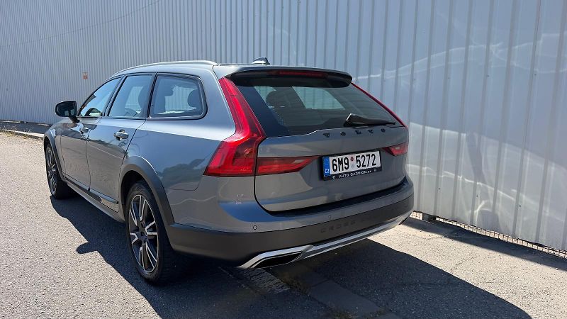 Volvo V90 (2017) V90 CC B4 AWD POLESTAR - fotka 3 z 27
