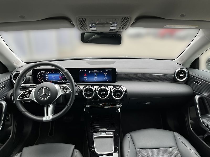 Mercedes-Benz CLA Třída 180d kupé Progressive Ad - fotka 14 z 21