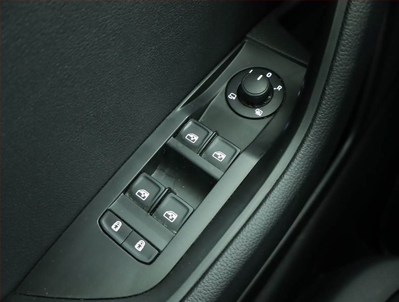 Škoda Superb (2021) 1.5 TSI, Automat, Serv.kniha - fotka 16 z 16