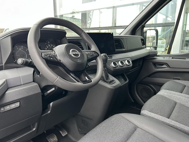 Nissan Interstar Interstar L2H2 6míst 2,0 100Kw - fotka 4 z 10