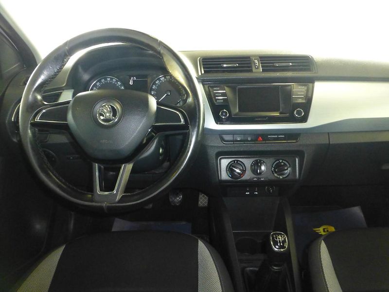 Škoda Fabia (2015) 1,2TSI-81KW**KLIMATIZACE - fotka 14 z 22