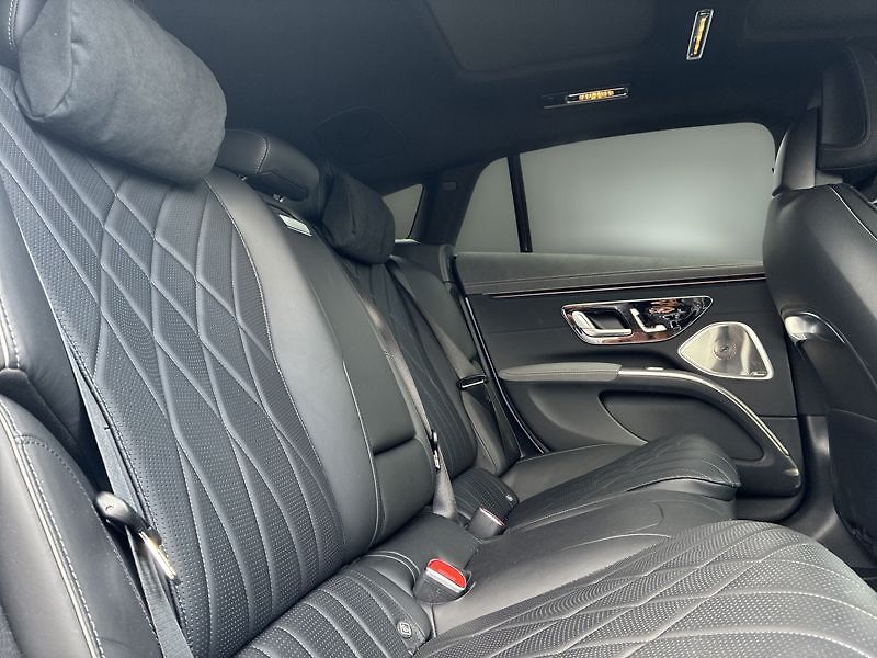 Mercedes-Benz Třídy E EQS Berline EQS 580 4MATIC Ele - fotka 18 z 18