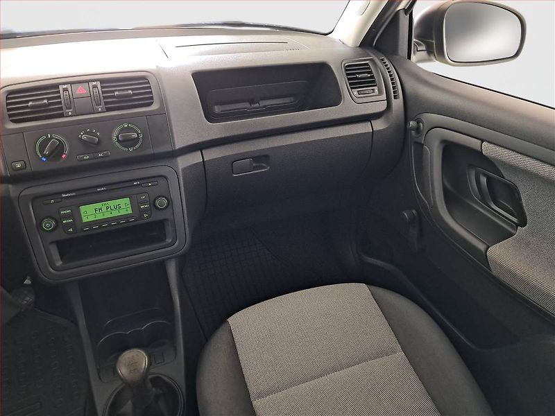 Škoda Fabia (2011) 1.2, po STK, levný provoz - fotka 8 z 14
