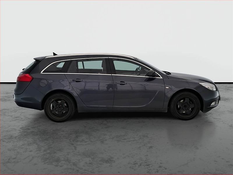 Opel Insignia (2011) 2.0 CDTI, po STK, Tažné - fotka 6 z 16