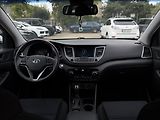 Hyundai Tucson 2.0 CRDI Style 4x4 Autom - náhled 11