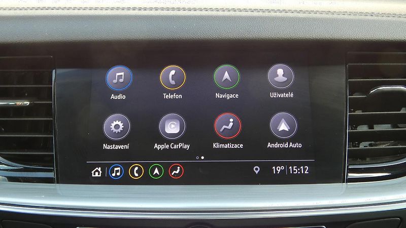 Opel Insignia 2,0 T 4x4 GSi - fotka 16 z 25