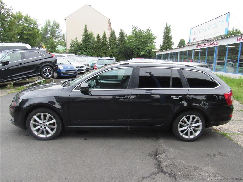 Škoda Octavia 2,0 TDI 110kW DSG Combi - fotka 7 z 31