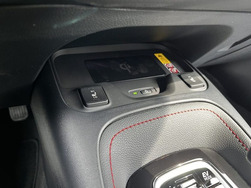 Toyota Corolla 1.8Hybrid GR Sport ODBĚR IHNED - fotka 19 z 29