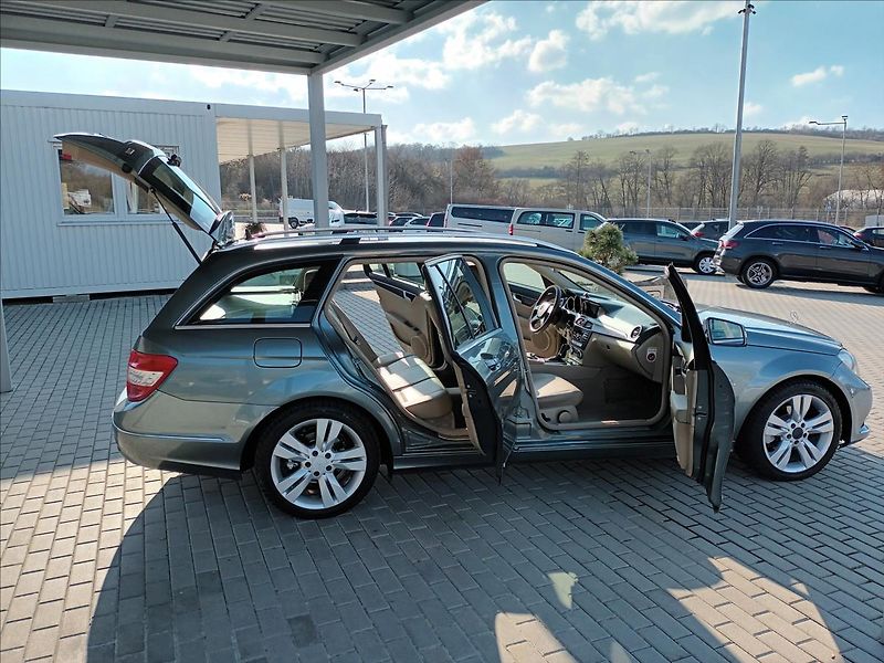 Mercedes-Benz Třídy C 2,1 200CDI,100KW,ELEGANCE, - fotka 9 z 42