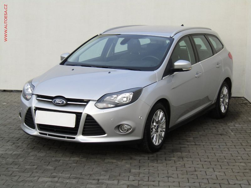 Ford Focus (2012) 2.0 TDCi - fotka 3 z 3