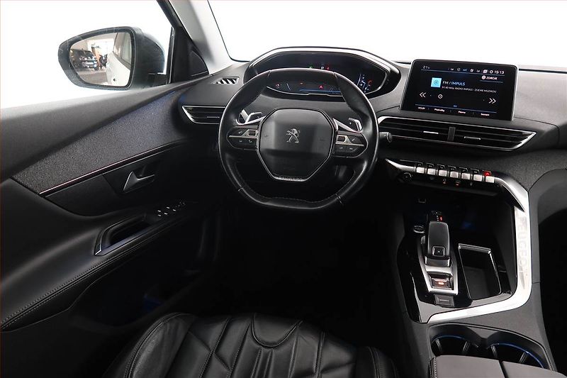 Peugeot 5008 (2017) PureTech 130, Automat, 7 míst - fotka 7 z 21