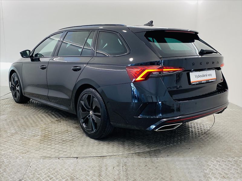 Škoda Octavia 2,0 TDI 147kW DSG RS - fotka 25 z 27