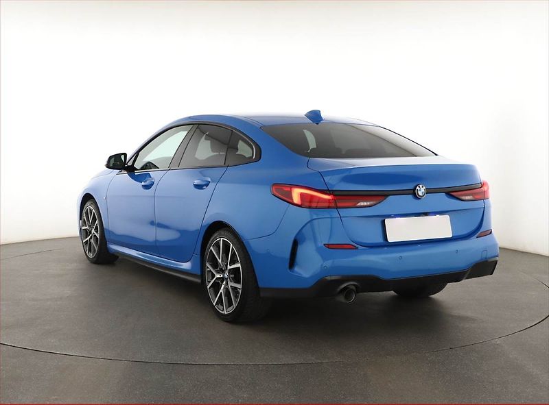 BMW Řada 2 (2024) 216d Gran Coupé - fotka 4 z 20