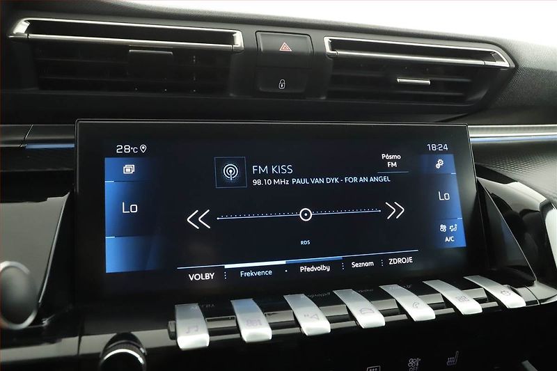 Peugeot 508 (2019) Allure 1.6 PureTech, Automat - fotka 9 z 17