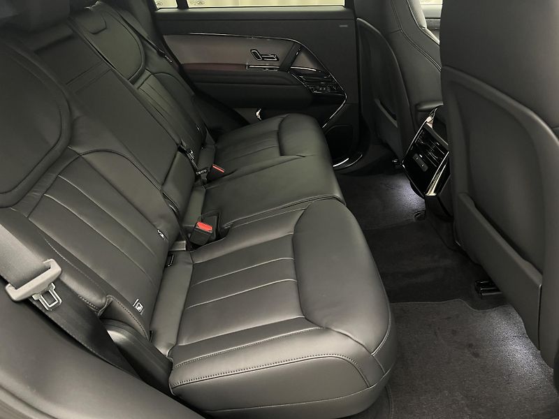 Land Rover Range Rover Sport (2026) P460e S AWD Aut - fotka 14 z 52