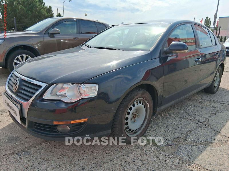 Volkswagen Passat (2007) 1.6 FSi - fotka 1 z 3
