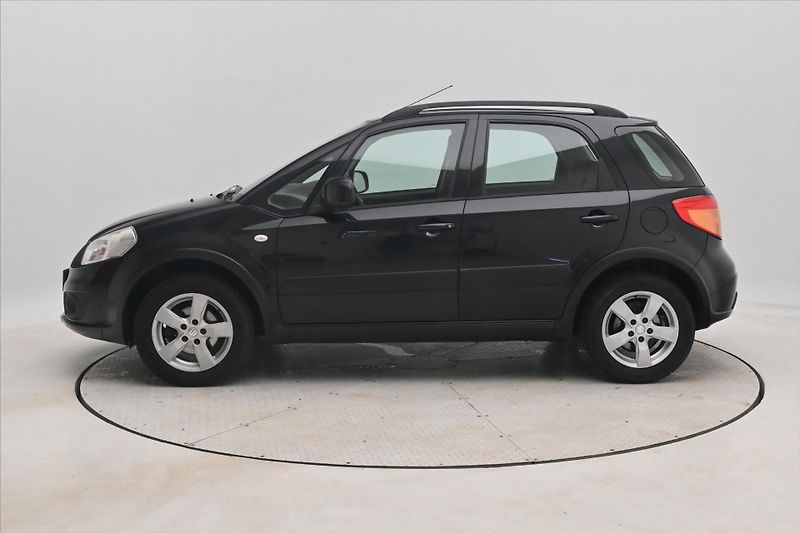 Suzuki SX4 1,6 88kW 4x4 Tažné Nová STK - fotka 8 z 29