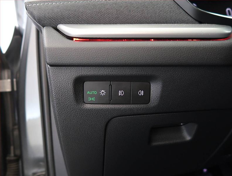 Škoda Octavia (2023) Style 2.0 TDI, digi klima - fotka 23 z 24