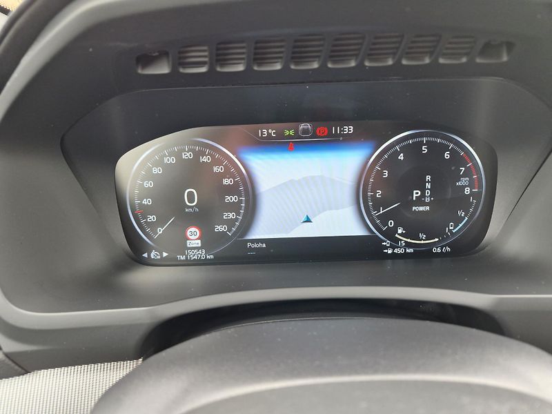 Volvo XC90 (2019) 2.0 /288kW - fotka 13 z 37
