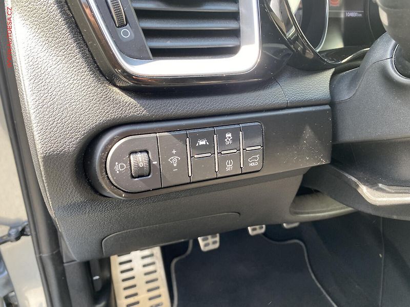Kia Ceed (2020) 1.4 T- GDi, 1.maj,ČR, GT - fotka 15 z 20