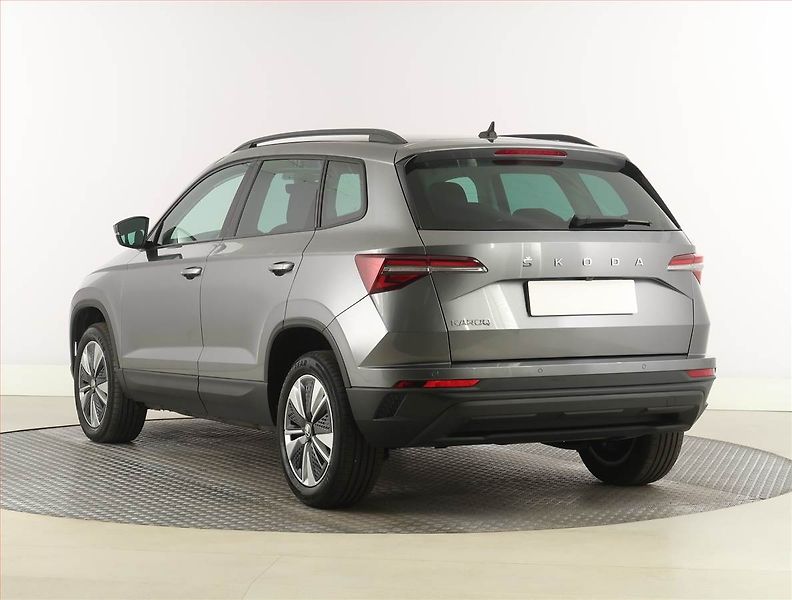 Škoda Karoq (2024) 2.0 TDI, digi klima - fotka 4 z 24