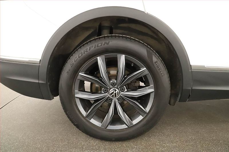 Volkswagen Tiguan Allspace (2023) Life 2.0 TDI - fotka 16 z 16