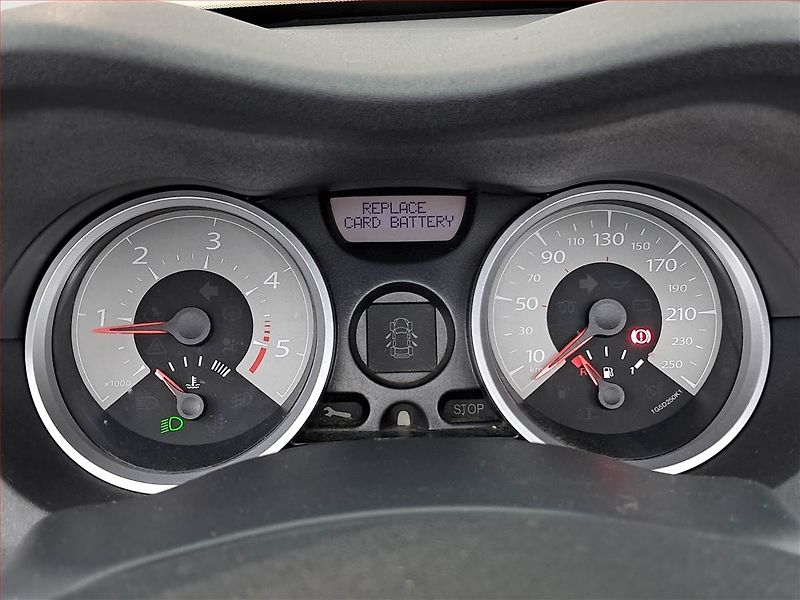 Renault Mégane (2008) 1.9 dCi, po STK, oblíbený vůz - fotka 10 z 16