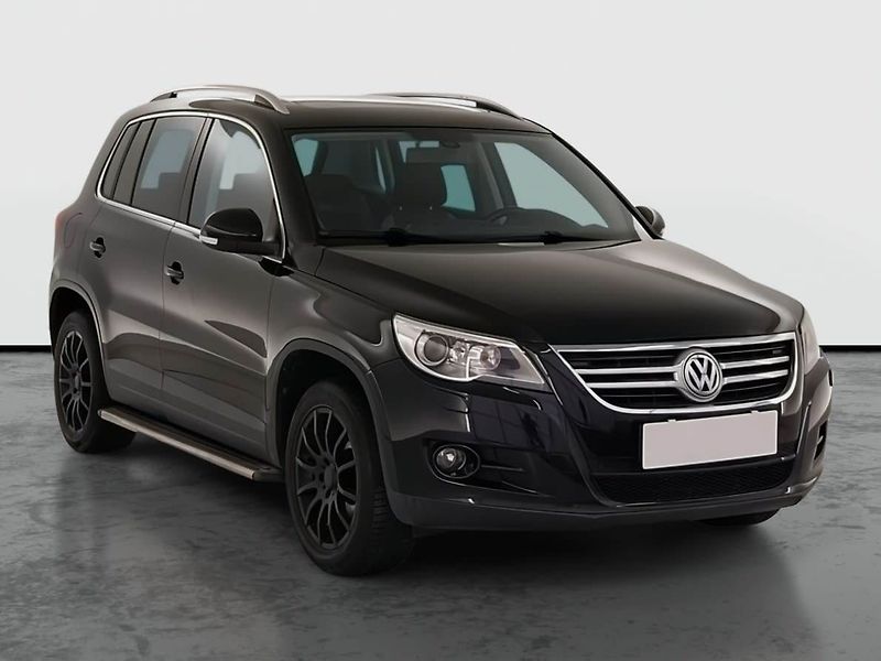 Volkswagen Tiguan (2009) 2.0 TSI, 4X4, Xenony - fotka 1 z 19