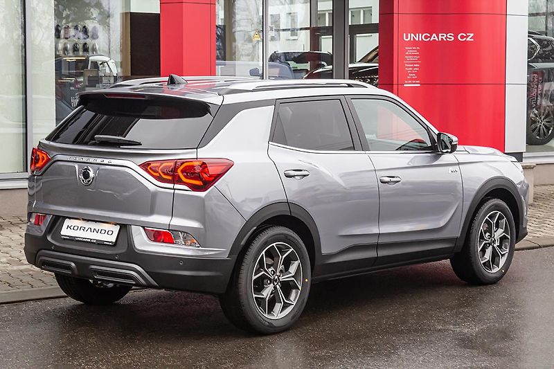 SsangYong Korando 1,5 GDI AT 2WD STYLE+TECH+ACC - fotka 5 z 15