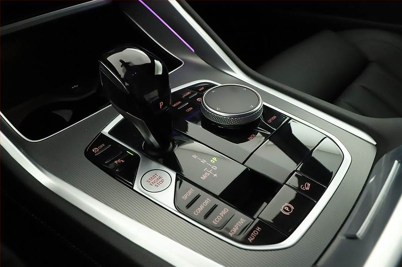 BMW X6 (2021) xDrive40i - fotka 13 z 19