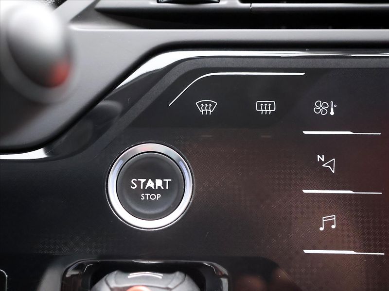 Citroën C4 Picasso 1,6 HDi 73kW Live Aut.klima - fotka 19 z 27