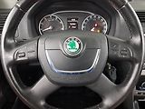 Škoda Octavia (2009) 1.4 TSI, Serv.kniha, Tempomat - náhled 18